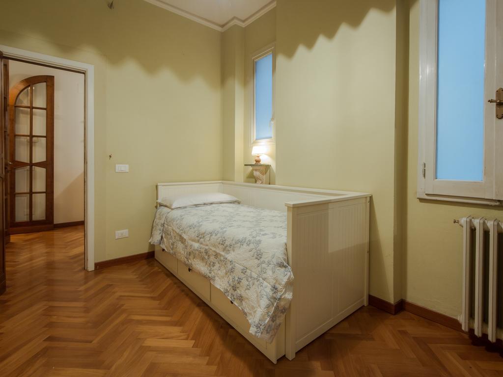Charming Suite Ponte Vecchio Florence Exterior photo